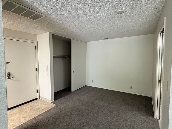 5th image of 1801 Hanover Dr APT 507