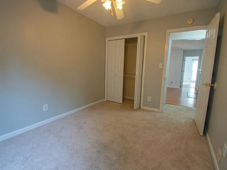 6839 Shawcross Ln — Photo 11
