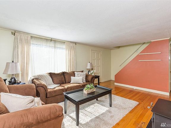 2nd image of 11224 Woodley Ave S