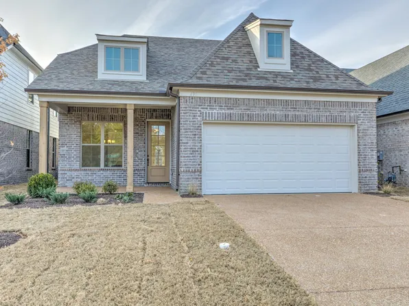 495 Maple St, Oakland, TN 38060