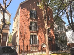 1942 W Melrose St, Chicago, IL 60657