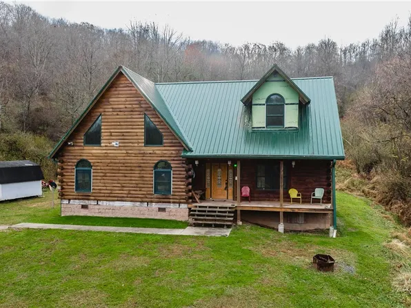 273 Left Fork Stephens Rd, Mineral Wells, WV 26150
