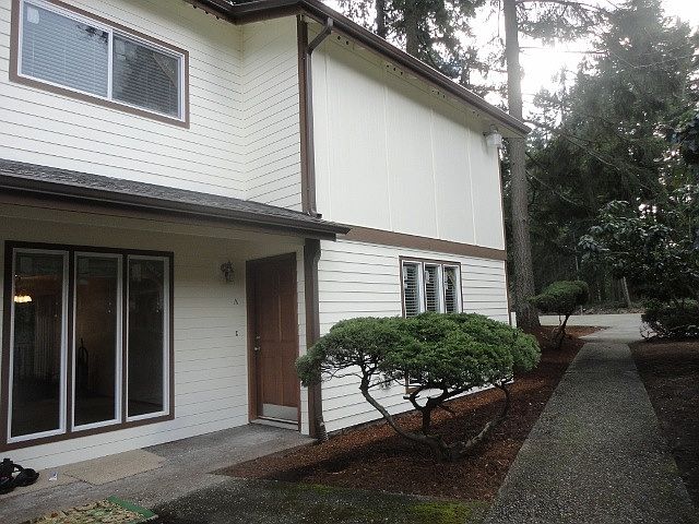 1st image of 4510 6th Ave NE APT D