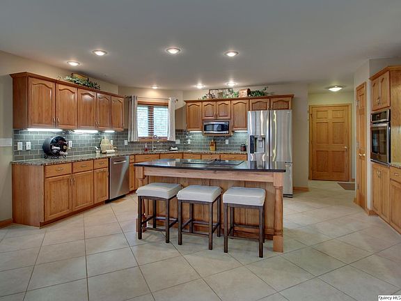 5th image of 4246 Bunker Dr