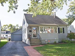 17854 Escanaba Ave, Lansing, IL 60438