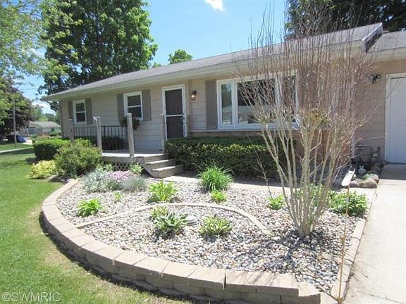 2nd image of 270 Pennbrook Trl