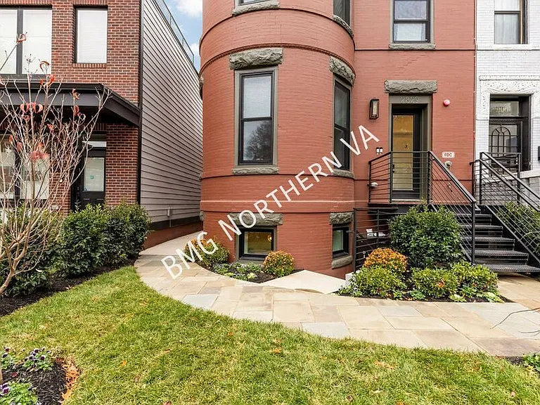 2829 13th St NW #1 — Photo 4