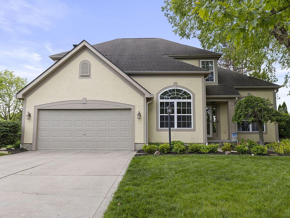 1st image of 859 Dunvegan Ct