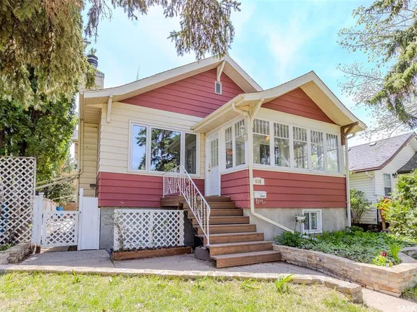 618 3rd STREET E, Saskatoon, SK S7H 1M1