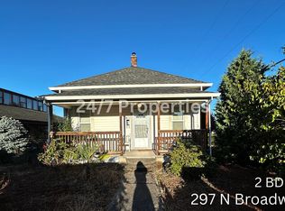 297 N Broadway St, Estacada, OR 97023