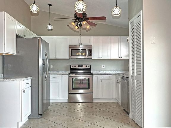 4th image of 6617 Coral Cove Dr