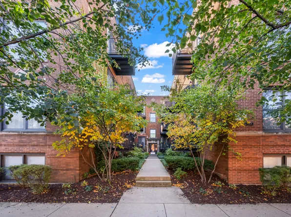 1647 W Addison St APT 1B, Chicago, IL 60613