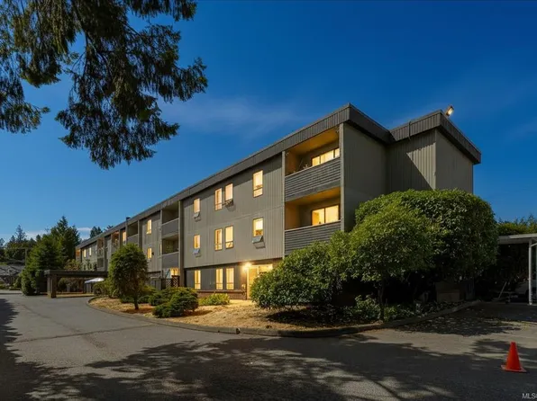 3251 Cowichan Lake Rd #301, North Cowichan, BC V9L 4B8