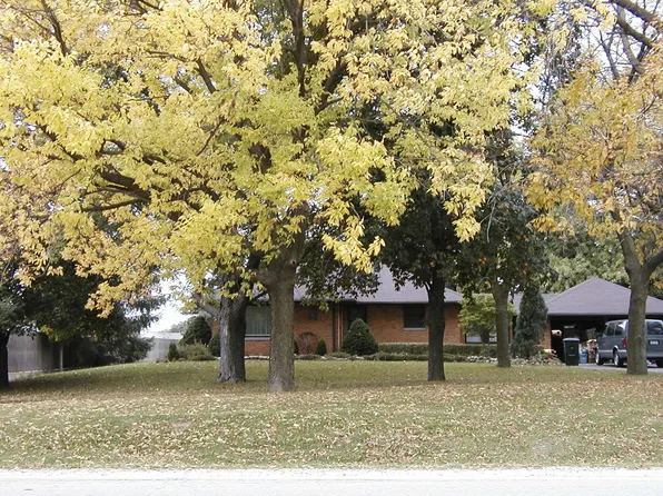 39120 N Green Bay Rd, Beach Park, IL 60087