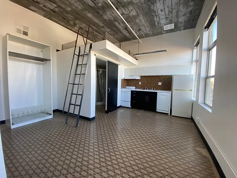 495 Morrill Ave — Photo 6