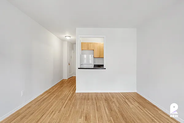 Rented by Compass | media 13