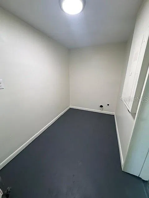 2 bed 1.5 SFH — Photo 4