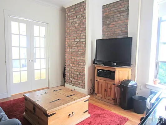 Rented by Miron Properties | media 29