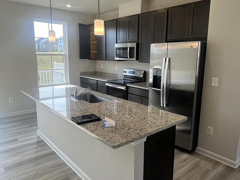 248 Telluride Way #1 — Photo 3