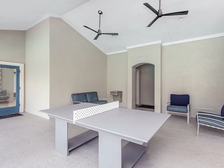 Registry at Windsor Parke — Photo 11