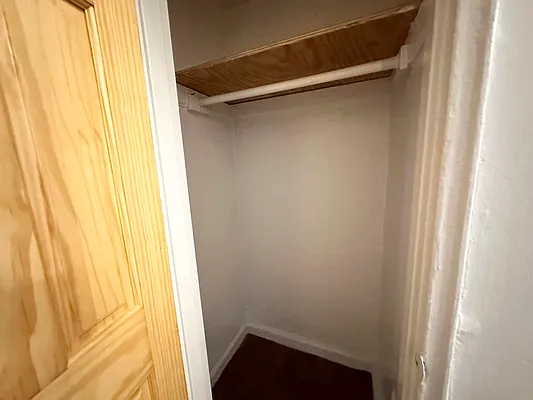 Rented by Premier One Realty LLC | media 15