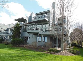 707 Mariner Vlg, Huron, OH 44839