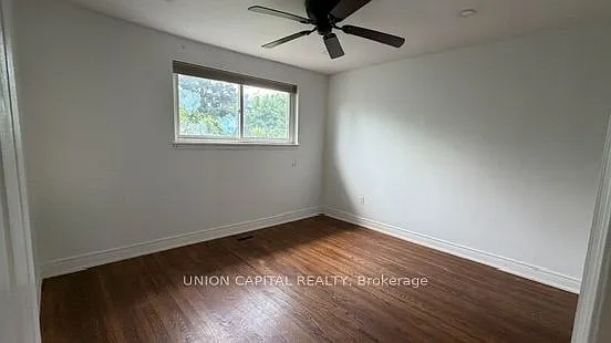465 Hounslow Ave — Photo 8