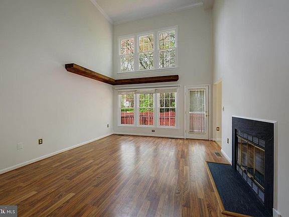 4th image of 14224 Greenview Dr