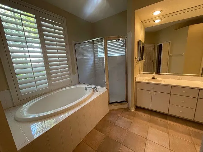 18111 Pheasant Walk Dr — Photo 12