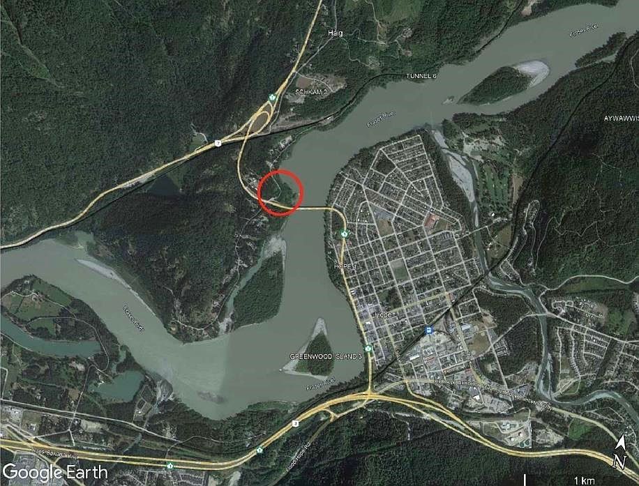 1st image of 21437 Haig Station Rd