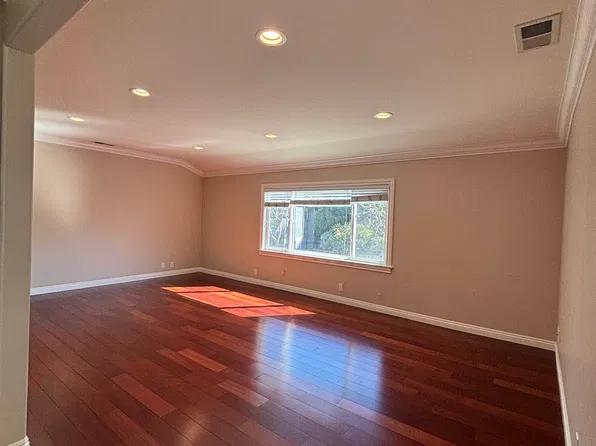 (undisclosed Address), Sunnyvale, CA 94086