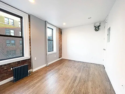 Rented by Bohemia Realty Group | media 6