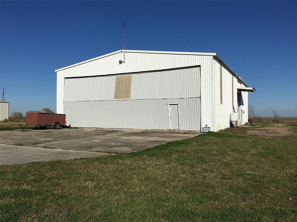 1st image of 4209 Sport Flyers Ln