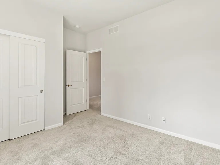 7308 N 167th Ave — Photo 27