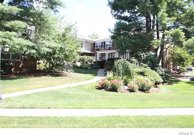 1st image of 11 Milford Ln #A