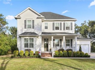 18 Arbor Cir, New Orleans, LA 70131
