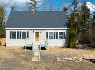 16 Melody Ln, Freeport, ME 04032