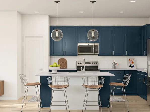 7911 N 79th Drive, Glendale, AZ 85303