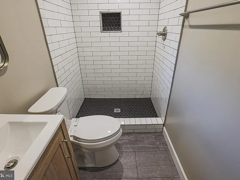2454 Terra Firma Rd — Photo 38
