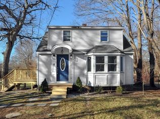 16 Pleasant St, Scituate, MA 02066
