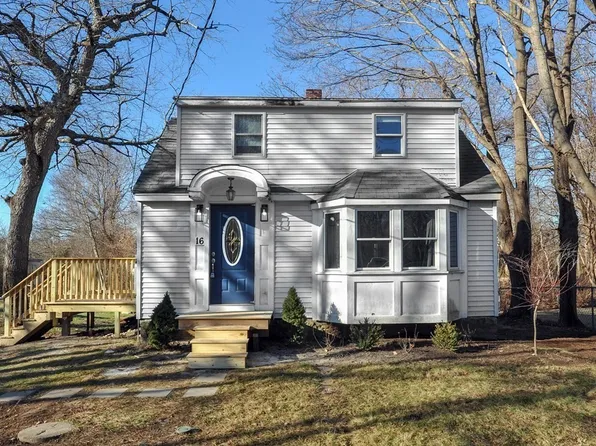 16 Pleasant St, Scituate, MA 02066