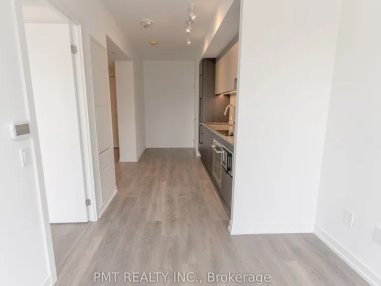 82 Dalhousie St #806 — Photo 5