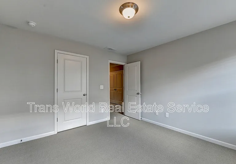 4648 Pine St SE — Photo 38