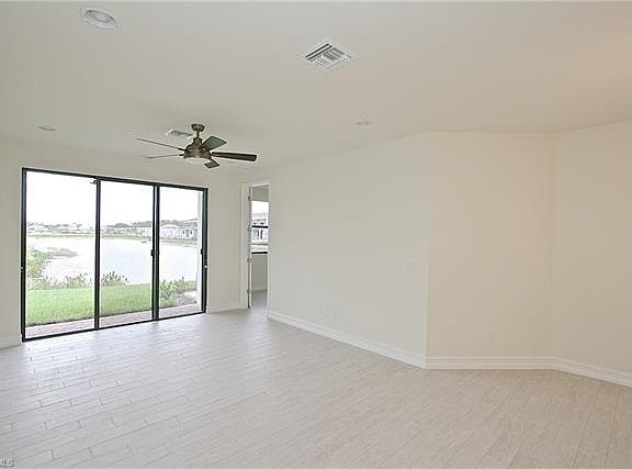 5th image of 7690 Bristol Cir