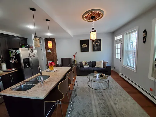 Rented by Skyline Group Real Estate | media 5