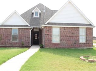 916 SW 80th St, Lawton, OK 73505