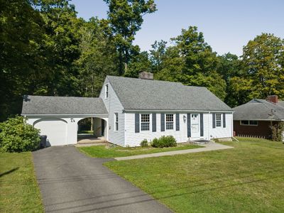 4040 Lauderdale Dr, Vestal, NY, 13850