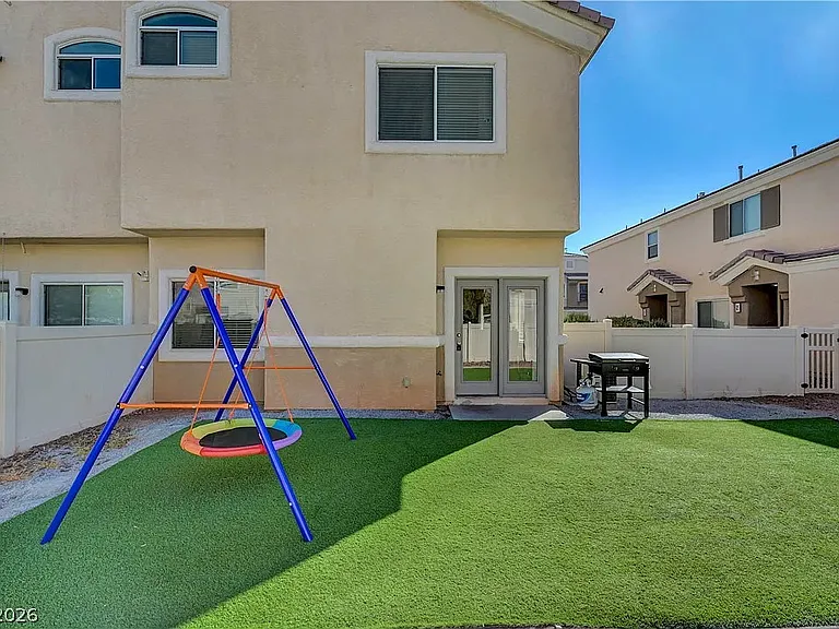 3508 Hazelnut Pine Pl #3 — Photo 11
