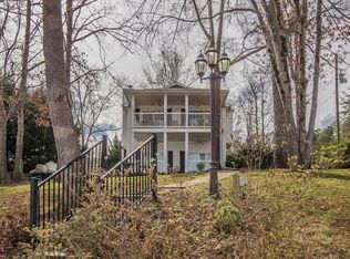 148 Hickory Point, Buckhead, GA 30625