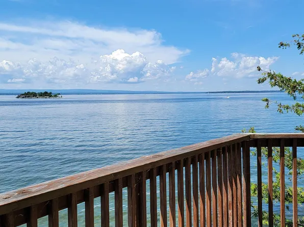 15 Wright Lane, South Hero, VT 05486